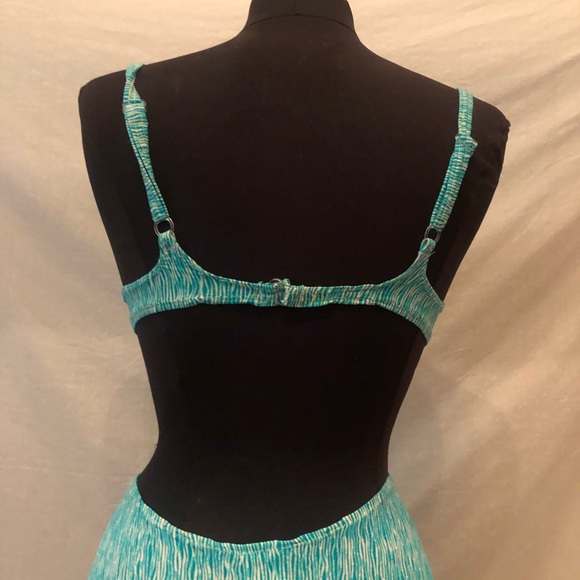 Vintage high waisted bikini - Picture 9 of 14